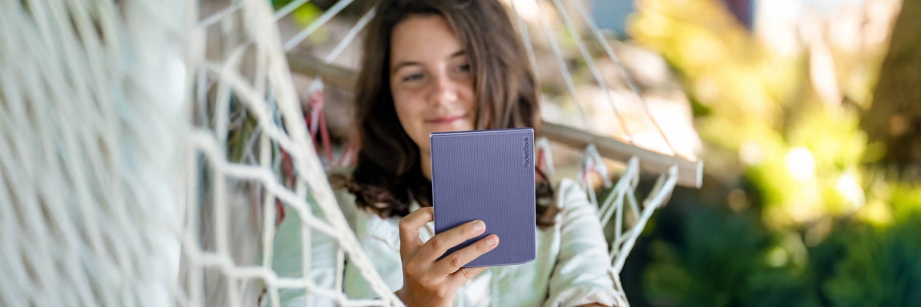Exclusivo PocketBook Verse Pro Color: sumérgete en la lectura con la edición lavanda para este verano