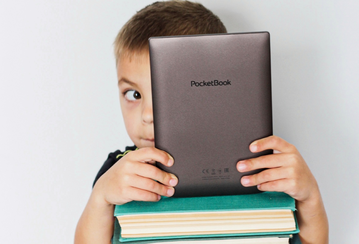 Cuatro motivos importantes por los que un lector electrónico es el dispositivo ideal para la educación