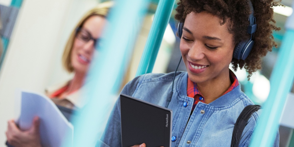 Los lectores electrónicos de PocketBook son compatibles con auriculares digitales con USB-C